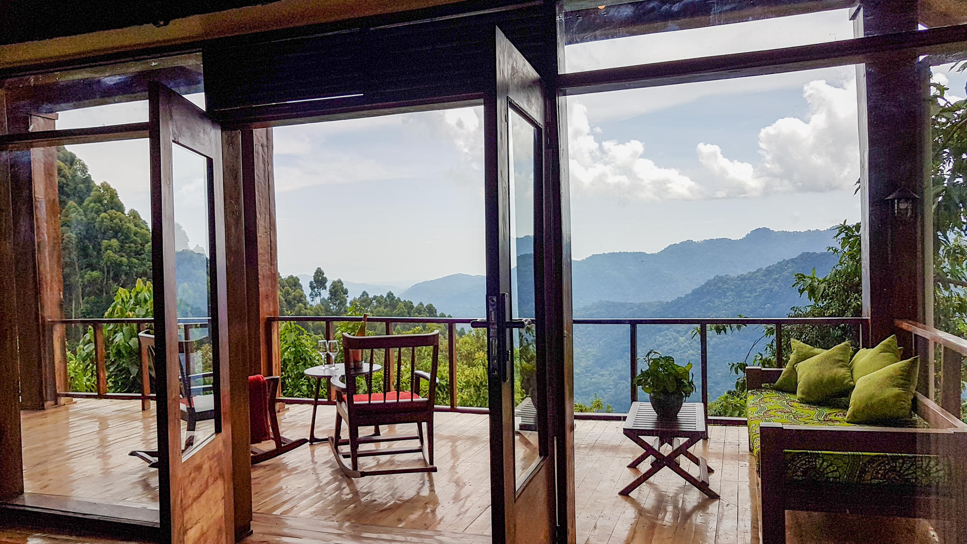Nkuringo Bwindi Gorilla Lodge