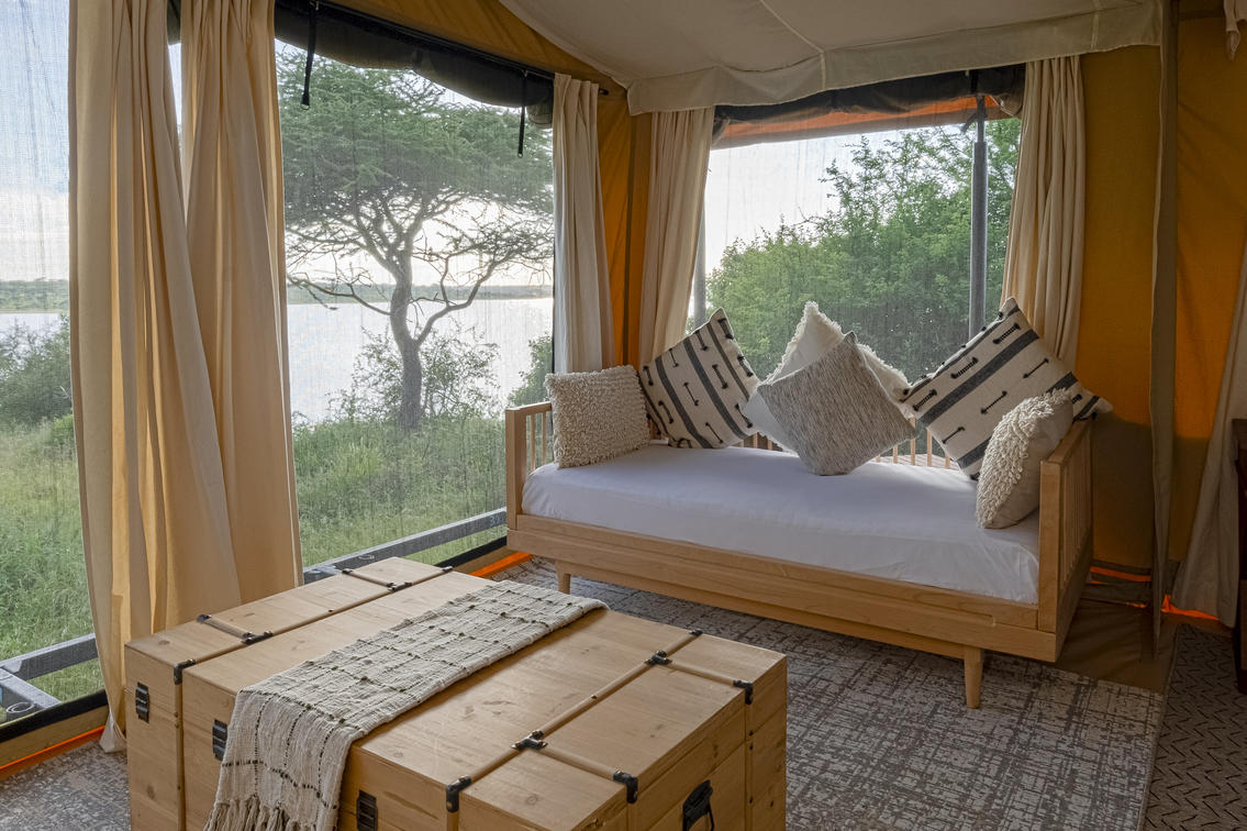 Simbavati Lake Ndutu